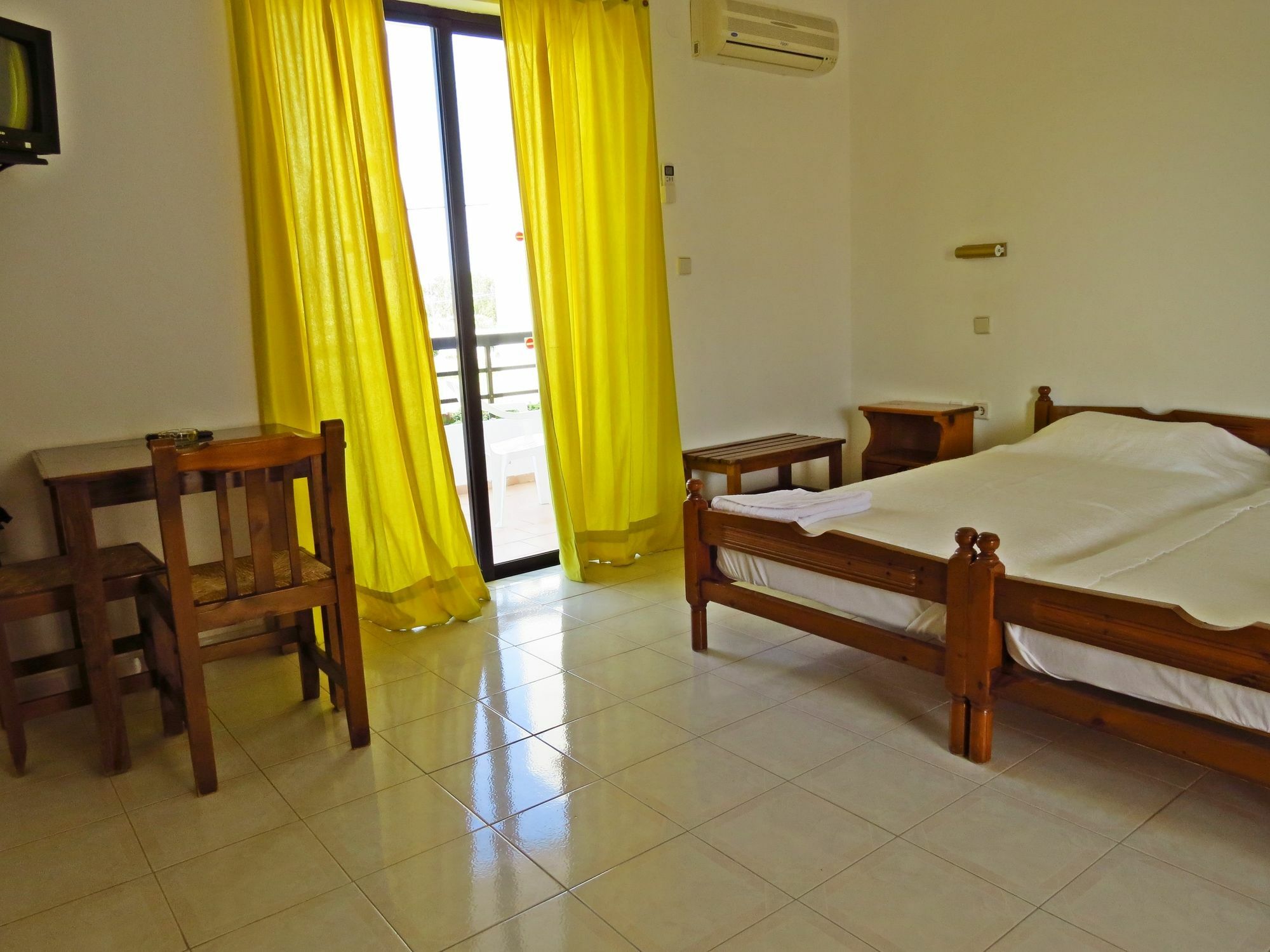 Lejlighedshotel Debby 2*