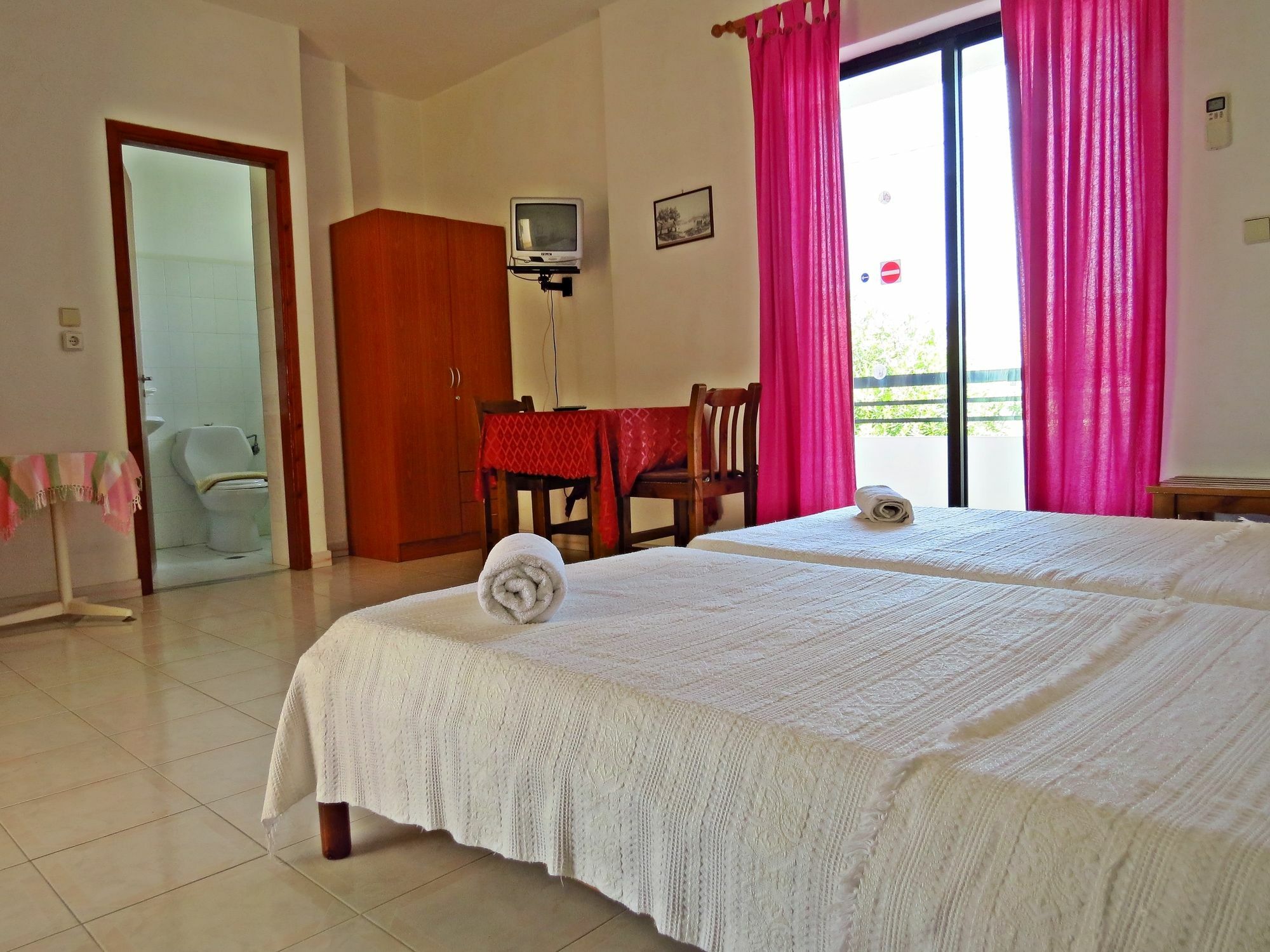Lejlighedshotel Debby Lalyssos